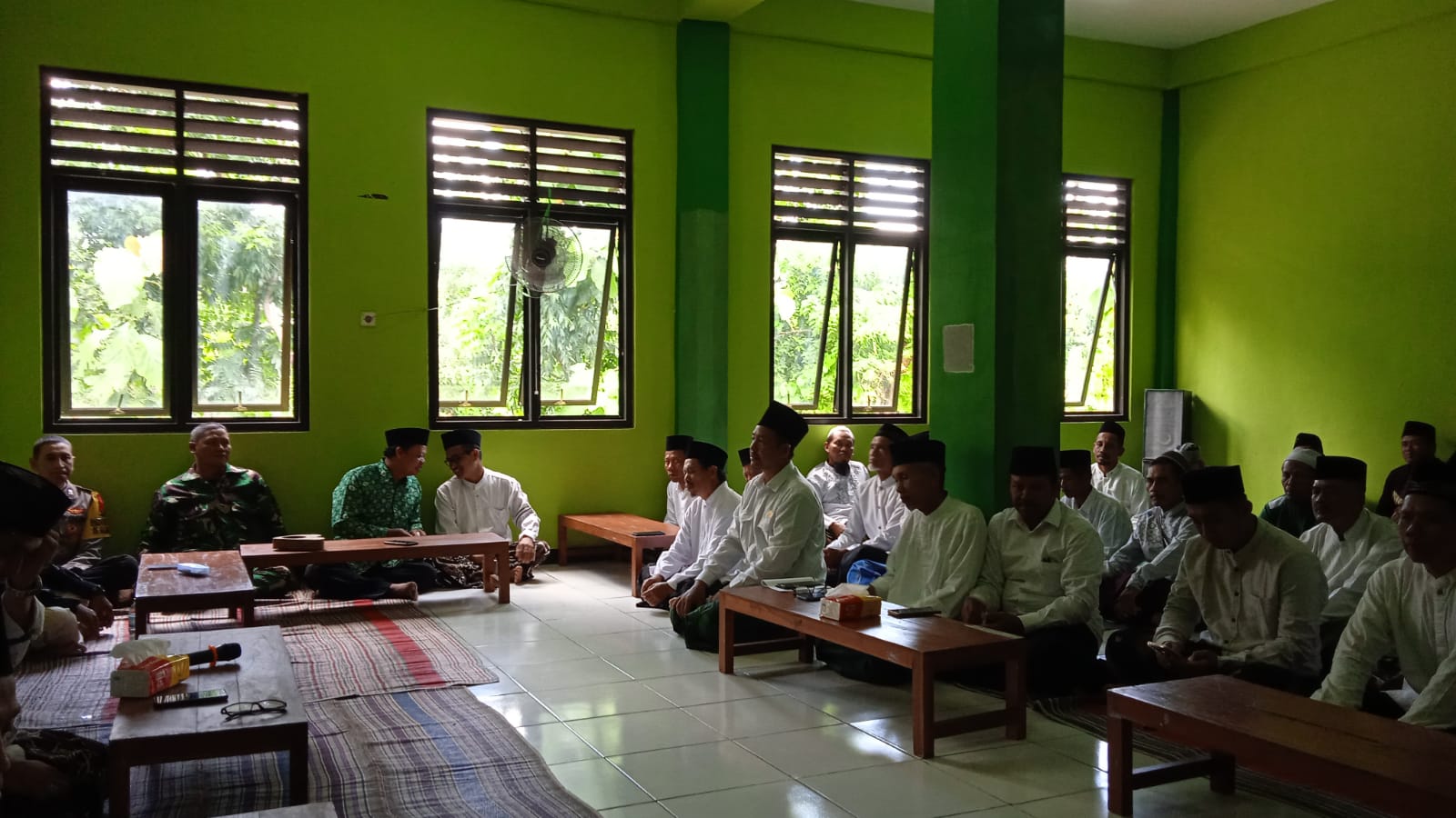 Bhabinkamtibmas Hadiri Pelantikan MWC NU Kecamatan Margomulyo