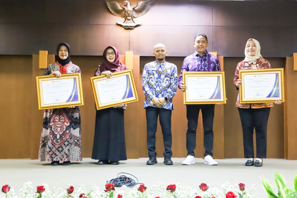 Wujudkan Tata Kelola Bebas Maladministrasi, Pemkab Bojonegoro Raih Penghargaan dari Ombudsman Jawa Timur