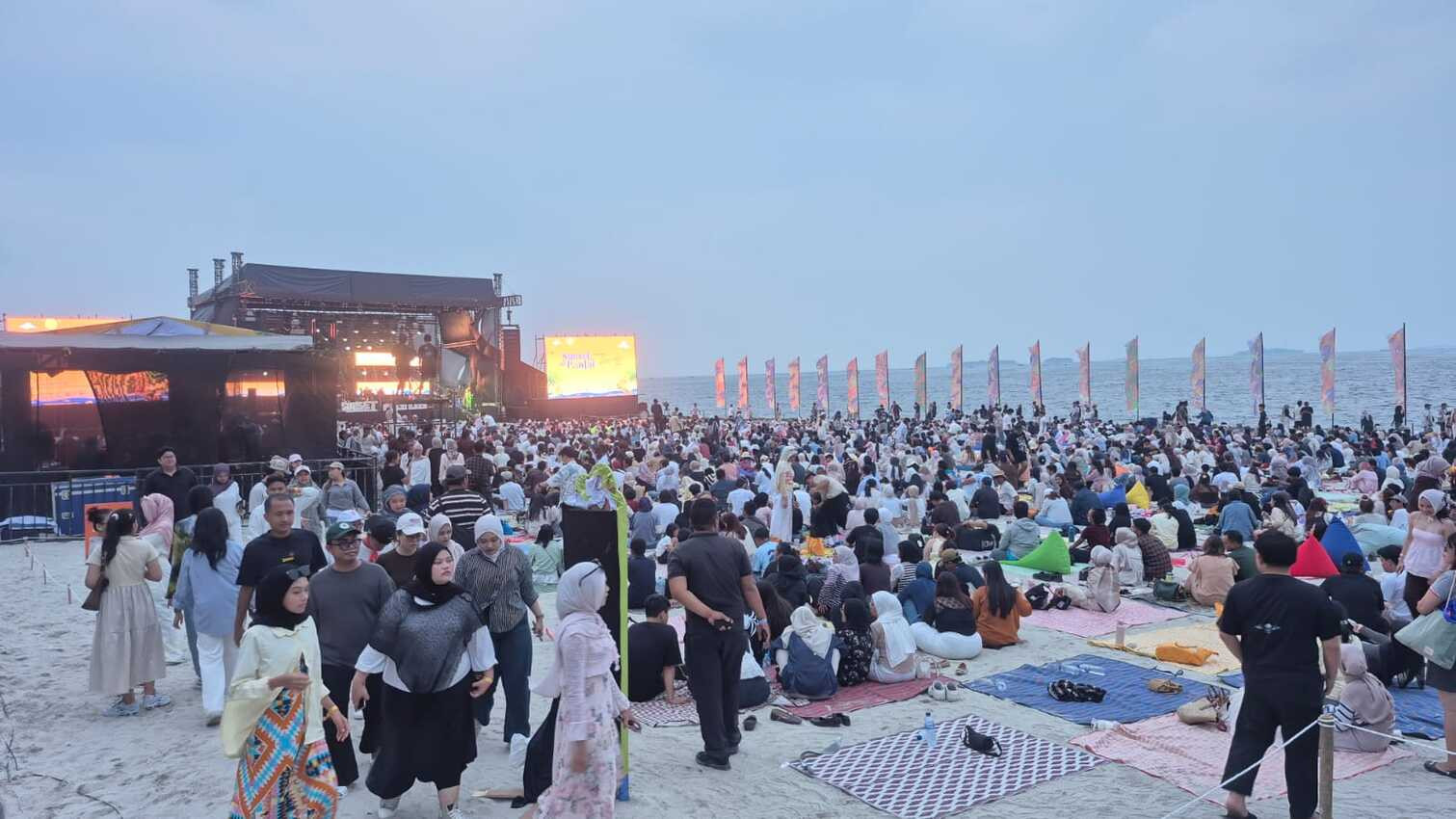 Sunset di Pantai 2026 bawa musik dan pesan lingkungan ke Land’s End PIK 2